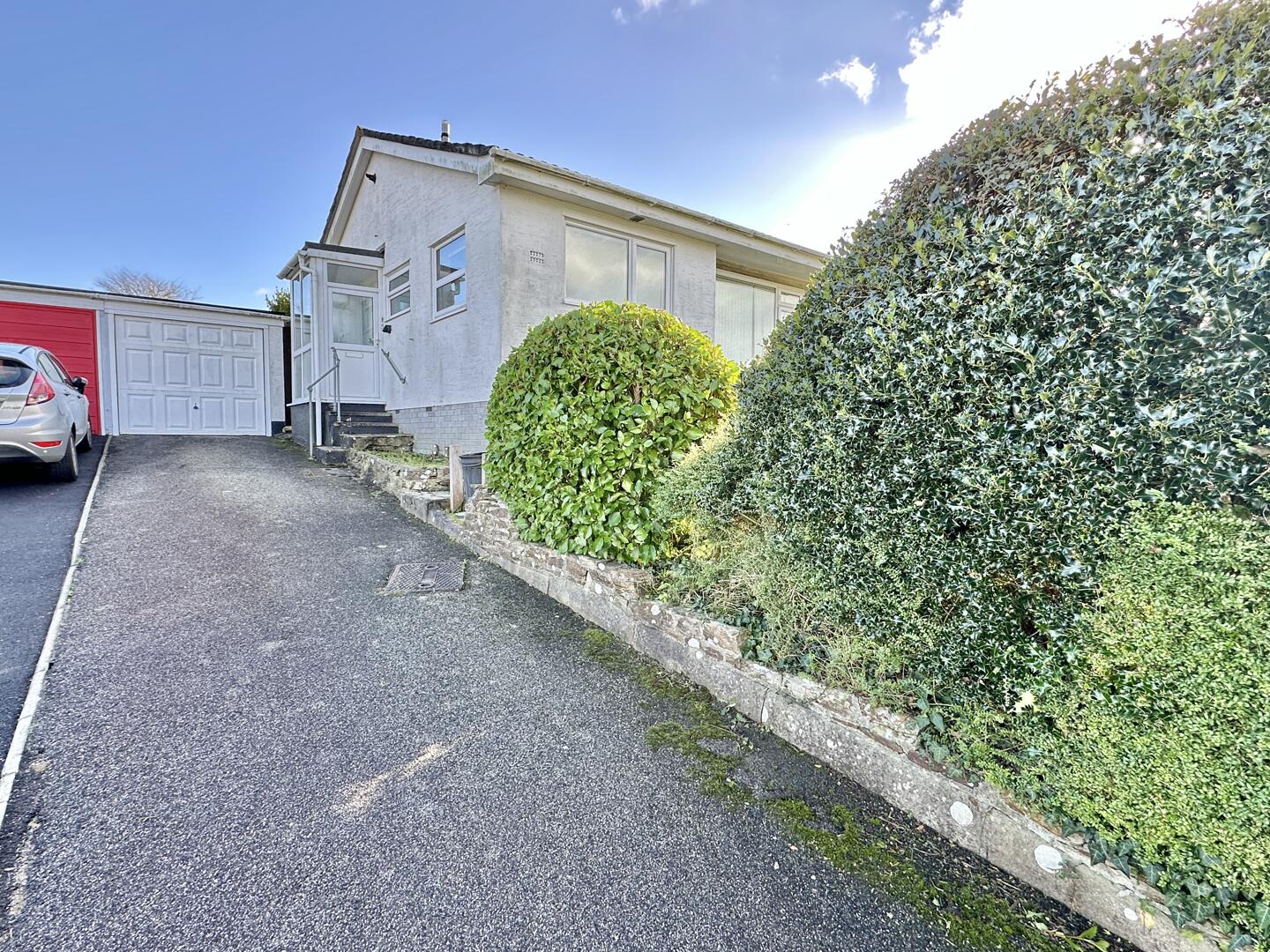 2 bed property in Trewidden Close, Truro